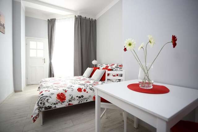 Апартаменты Colourful Rooms Вроцлав-50